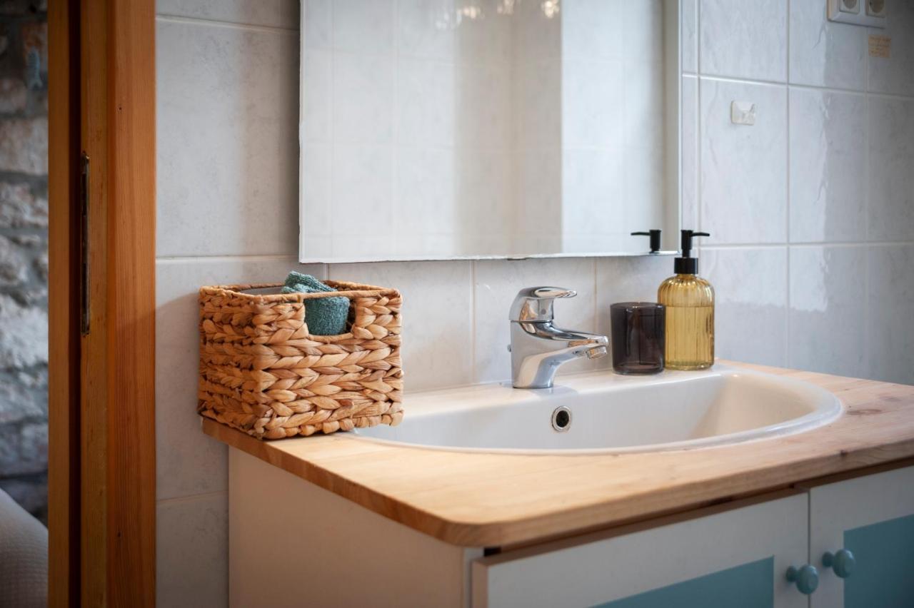 רוביני Revera Rooms מראה חיצוני תמונה